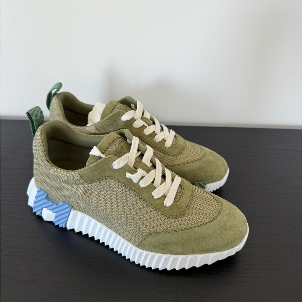 Bouncing Sneakers - image 5